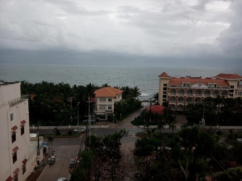 Victoria Phu Quoc Hotel Exterior photo